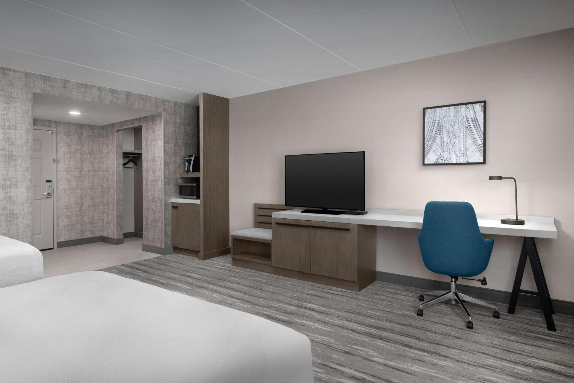 Hilton Garden West Wabash Landing